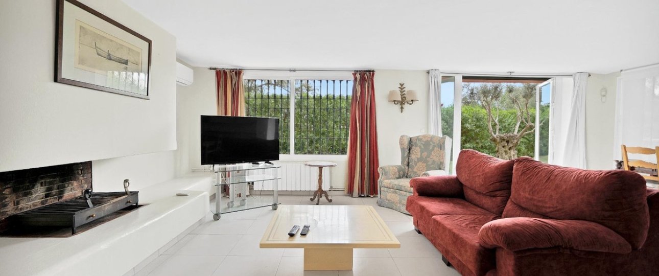 Resale - Villa - Marbella - Elviria