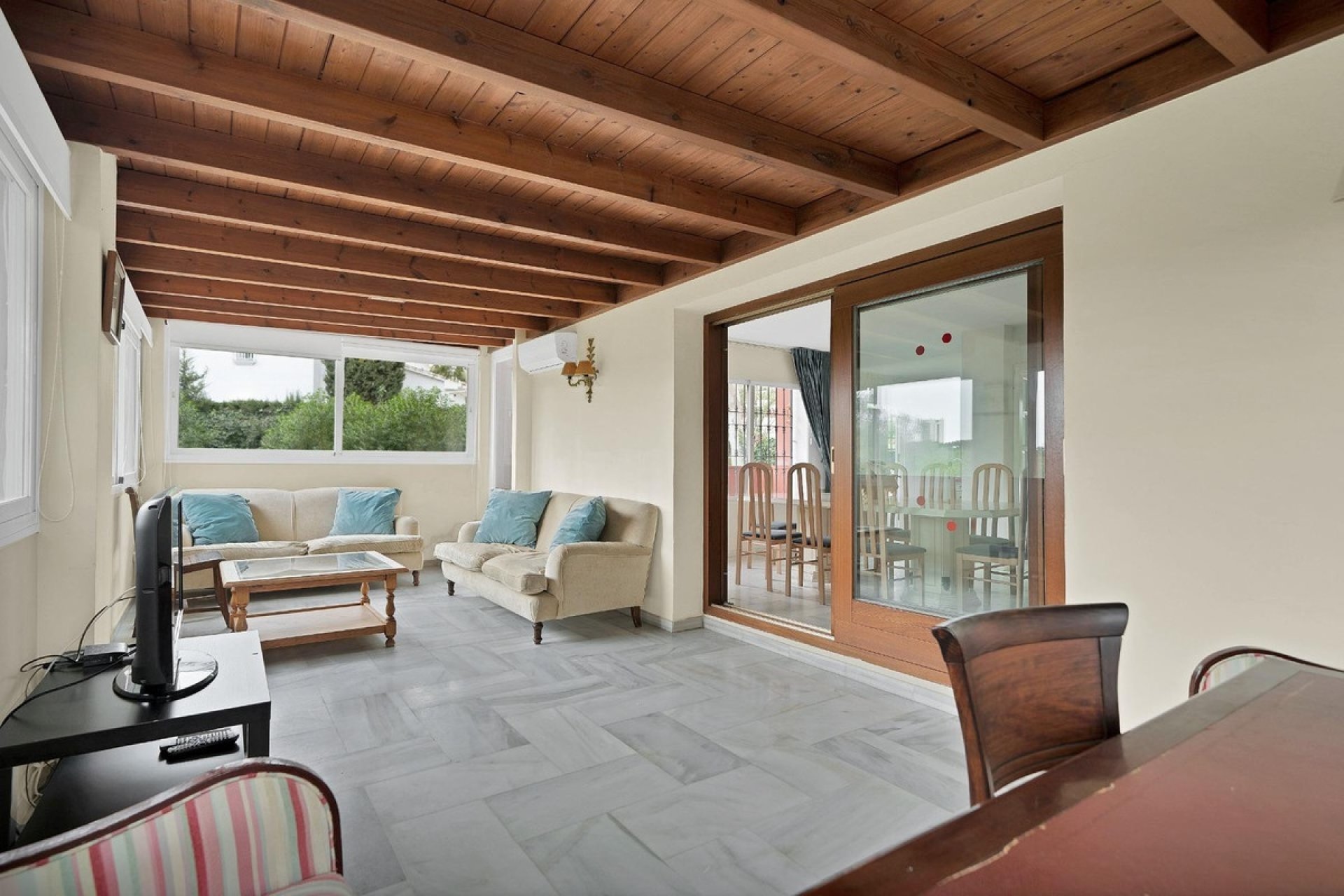 Resale - Villa - Marbella - Elviria