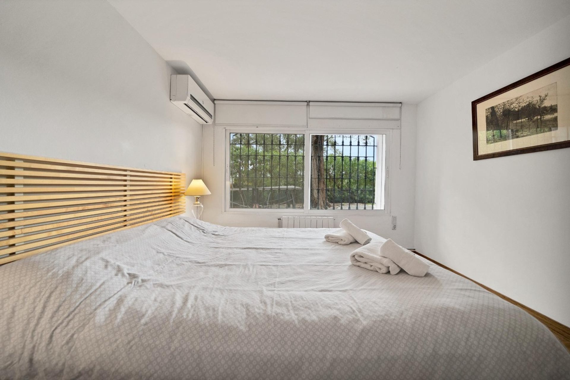 Resale - Villa - Marbella - Elviria