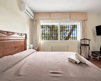 Resale - Villa - Marbella - Elviria
