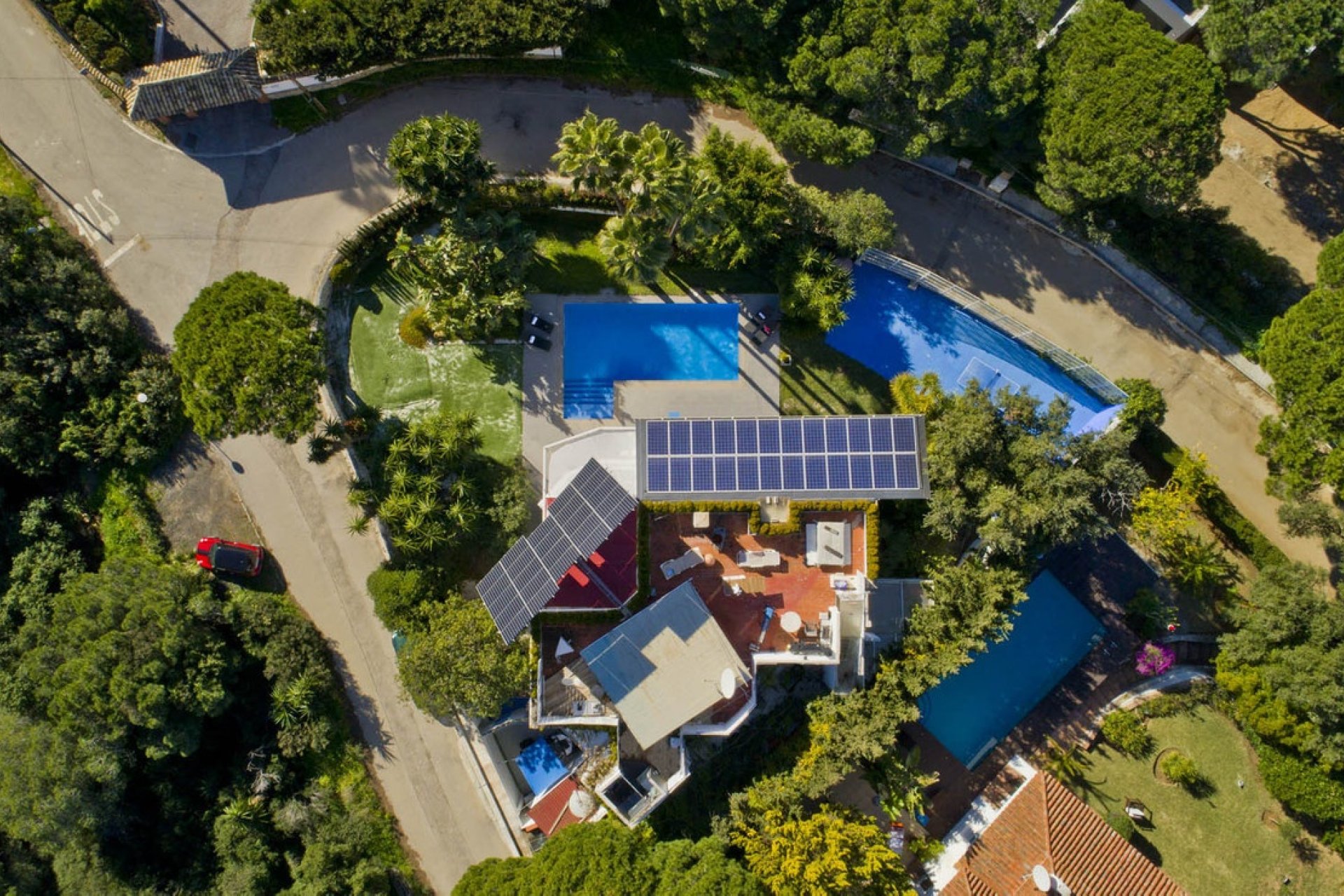 Resale - Villa - Marbella - Elviria