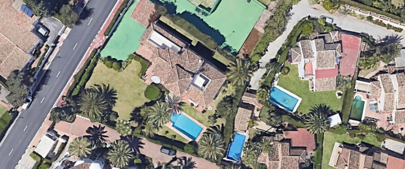 Resale - Villa - Marbella - Elviria