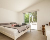 Resale - Villa - Marbella - Elviria