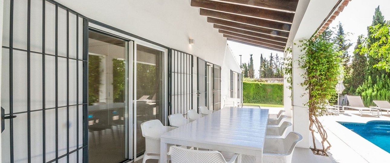 Resale - Villa - Marbella - Elviria