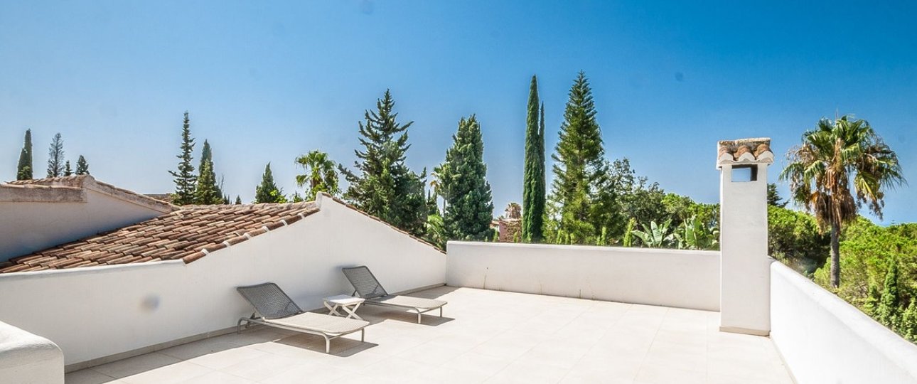 Resale - Villa - Marbella - Elviria