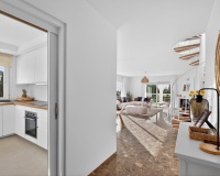 Resale - Villa - Marbella - Elviria