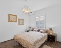 Resale - Villa - Marbella - Elviria