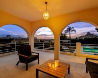 Resale - Villa - Marbella - Elviria