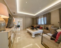Resale - Villa - Marbella - Elviria