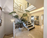 Resale - Villa - Marbella - Elviria