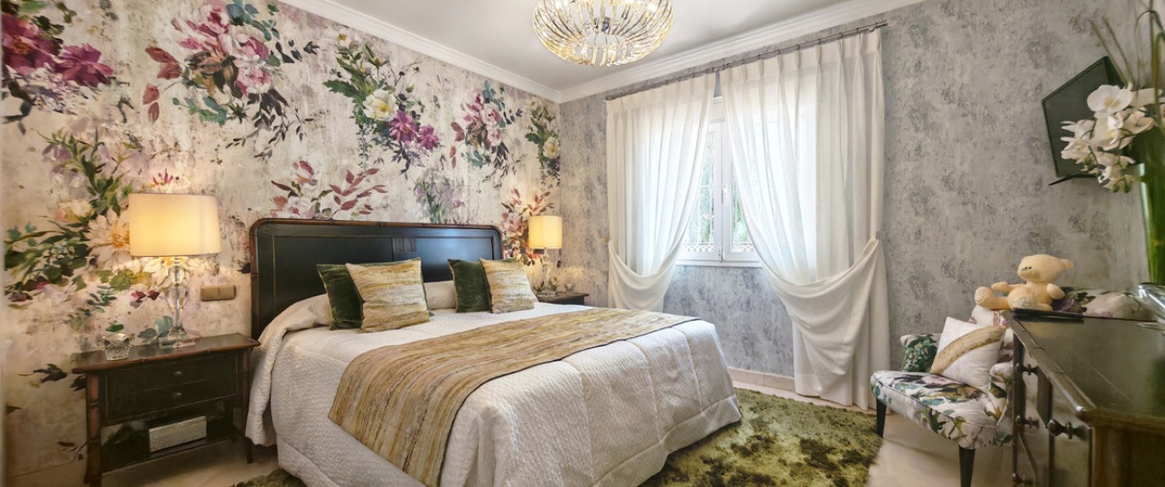 Resale - Villa - Marbella - Elviria