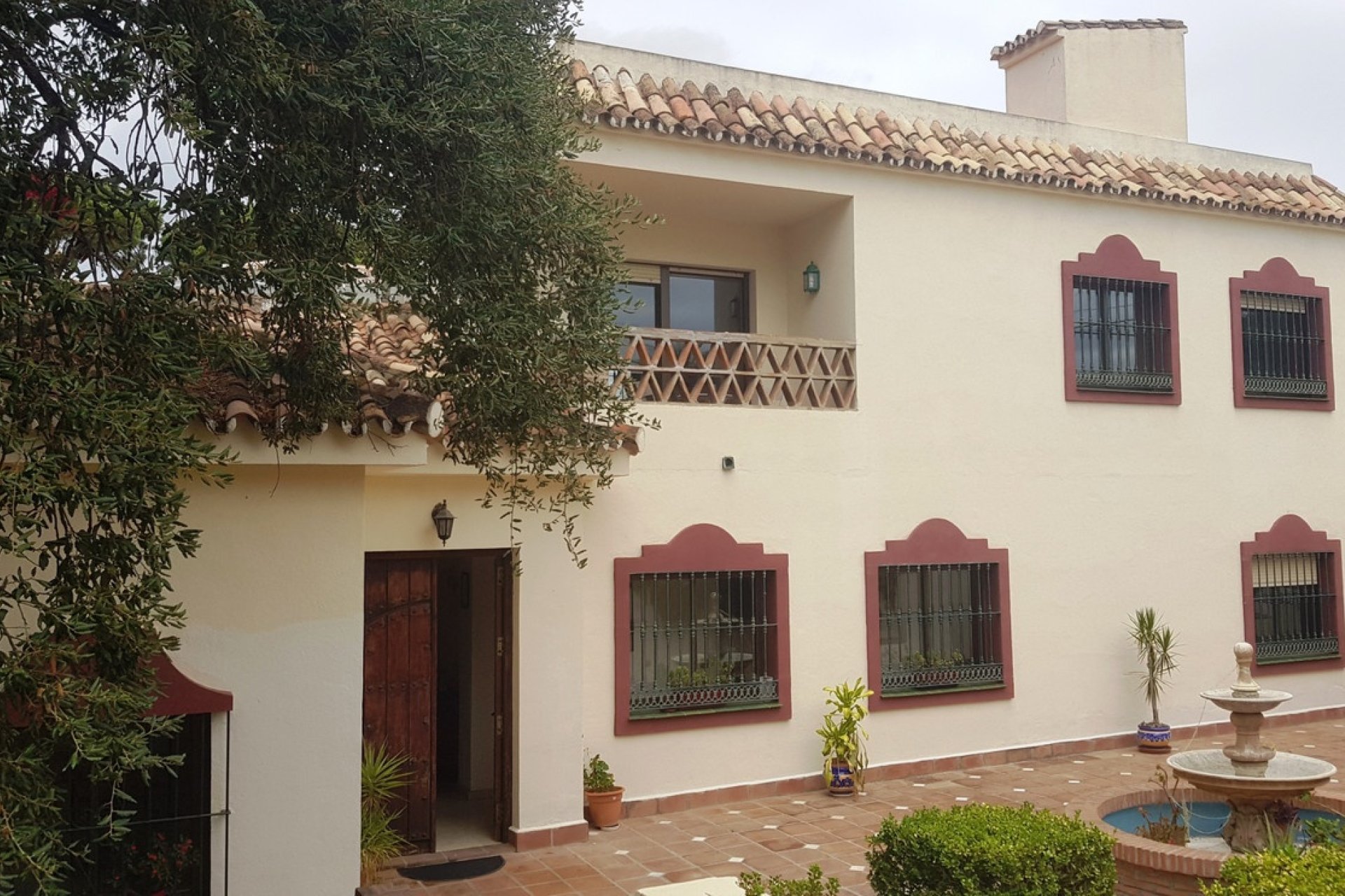 Resale - Villa - Marbella - Elviria