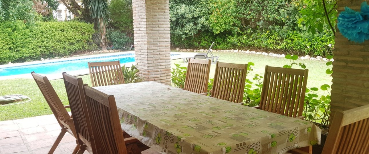 Resale - Villa - Marbella - Elviria
