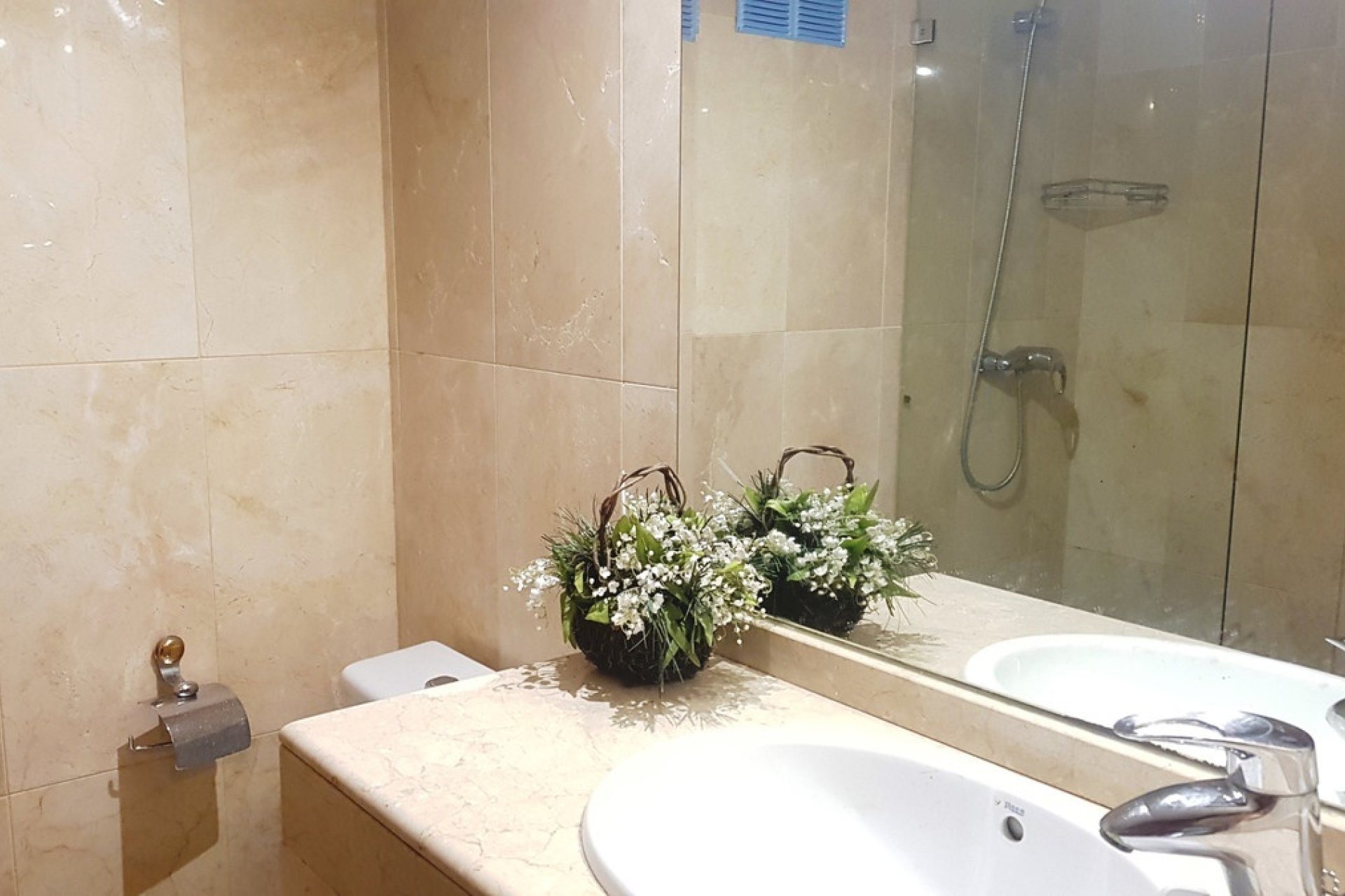 Resale - Villa - Marbella - Elviria