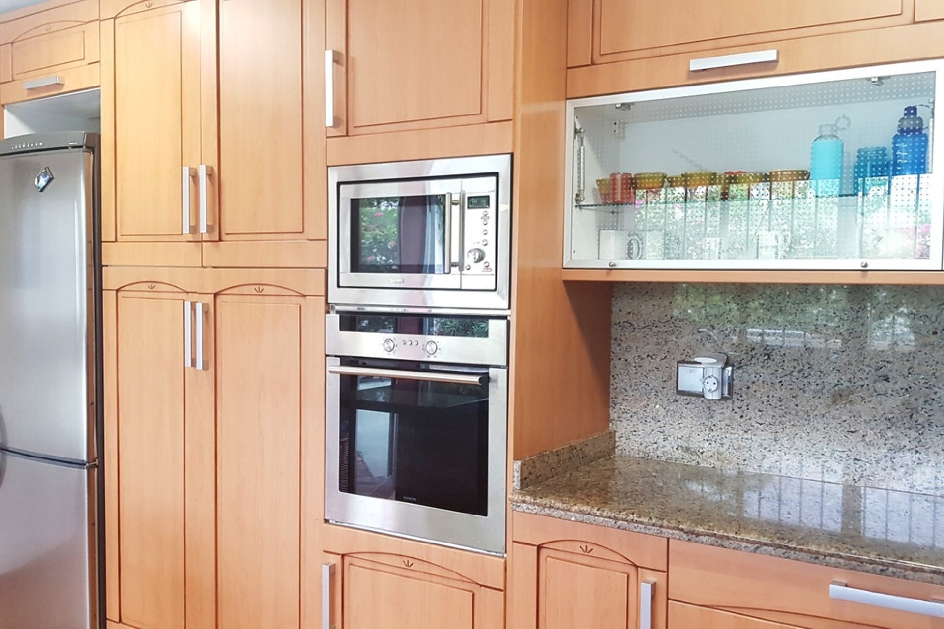 Resale - Villa - Marbella - Elviria