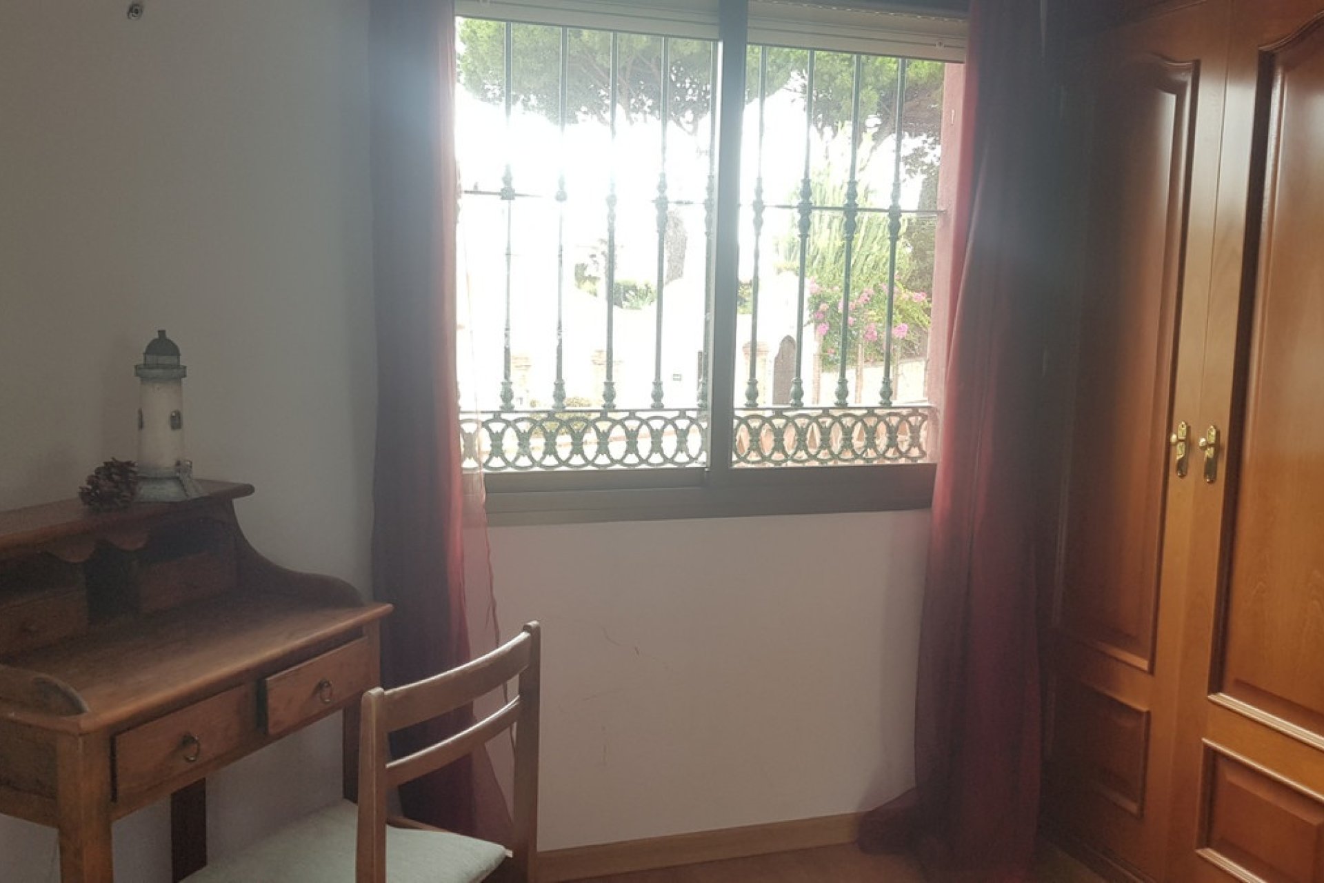 Resale - Villa - Marbella - Elviria