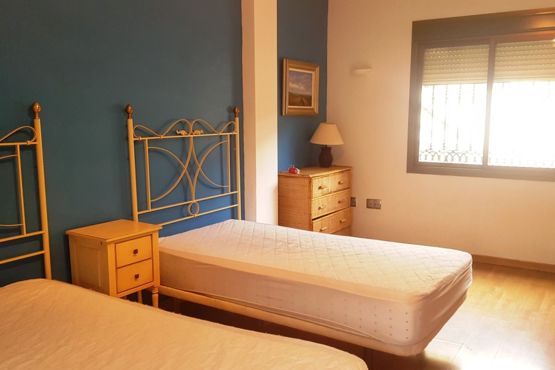 Resale - Villa - Marbella - Elviria