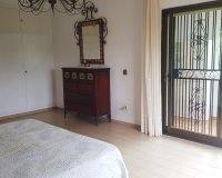 Resale - Villa - Marbella - Elviria