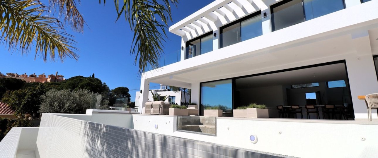 Resale - Villa - Marbella - Elviria