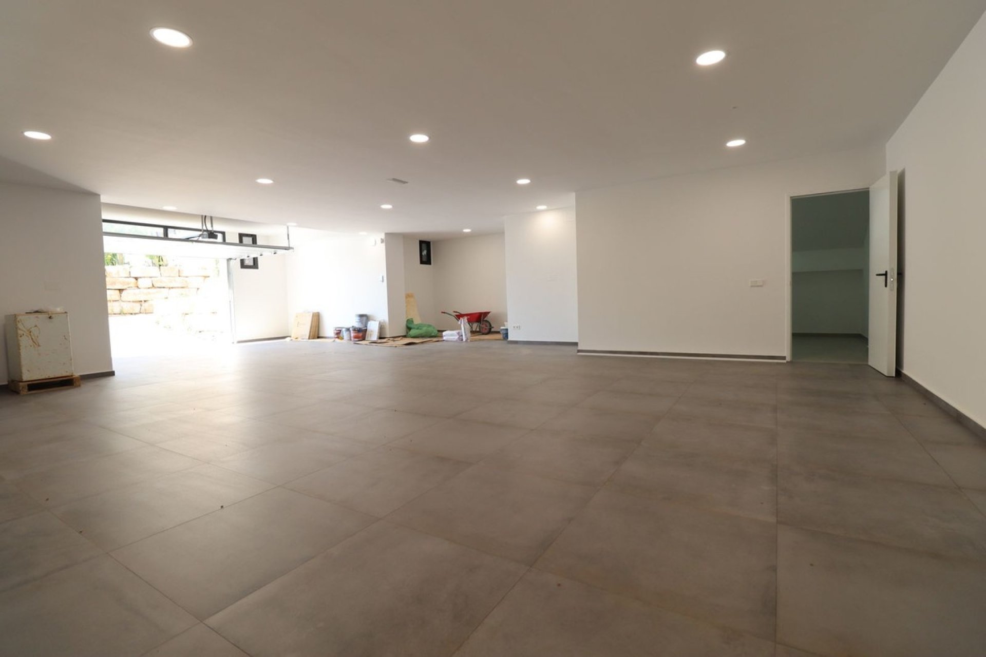 Resale - Villa - Marbella - Elviria