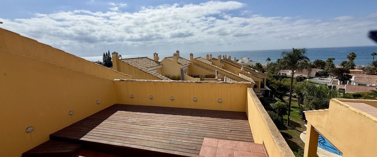 Resale - Villa - Marbella - Elviria