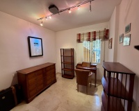 Resale - Villa - Marbella - Elviria