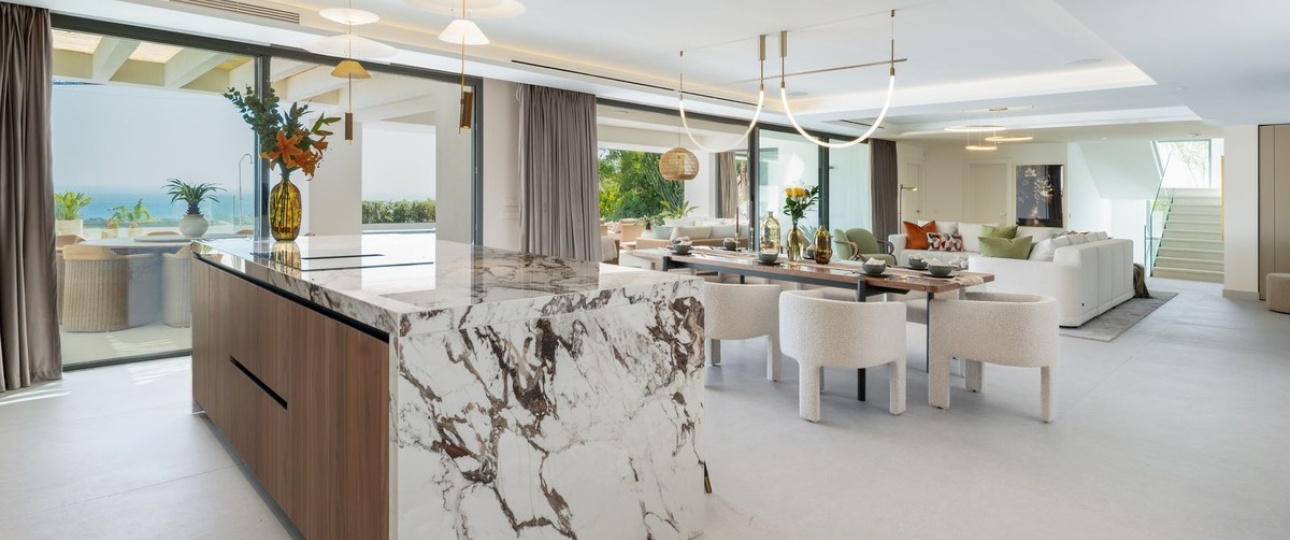 Resale - Villa - Marbella - Elviria