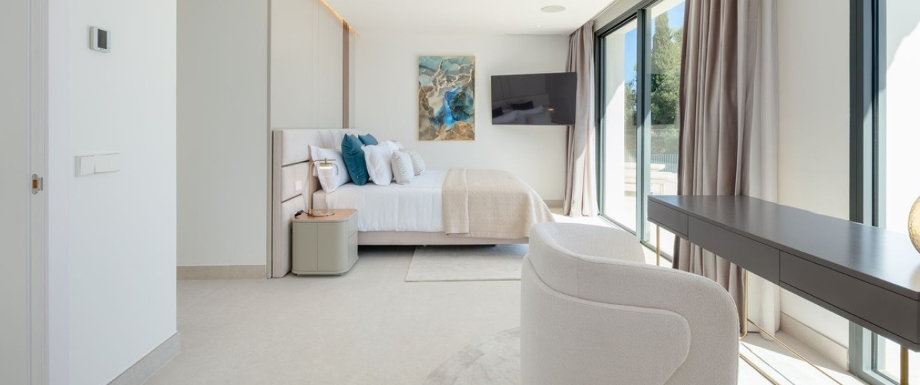 Resale - Villa - Marbella - Elviria