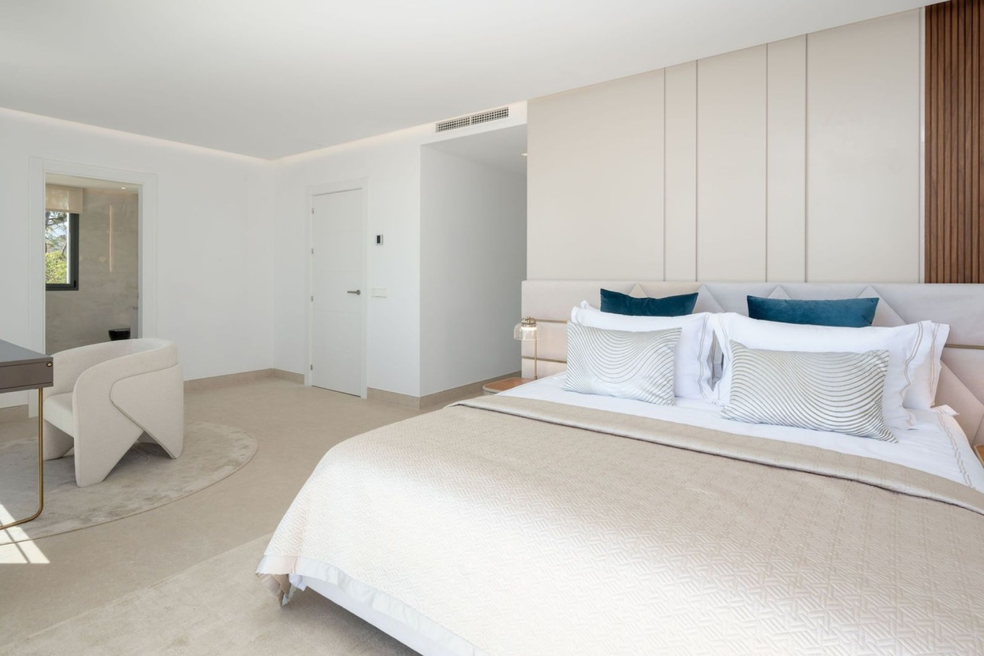Resale - Villa - Marbella - Elviria