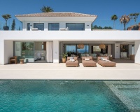 Resale - Villa - Marbella - Elviria