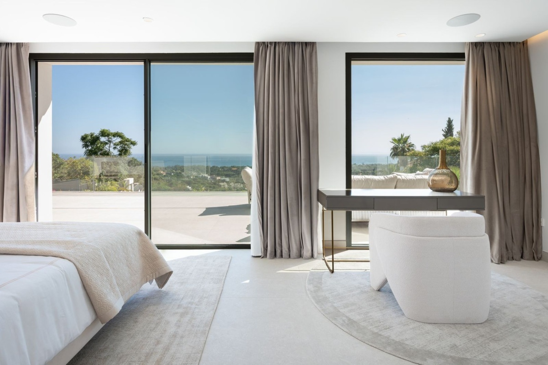 Resale - Villa - Marbella - Elviria