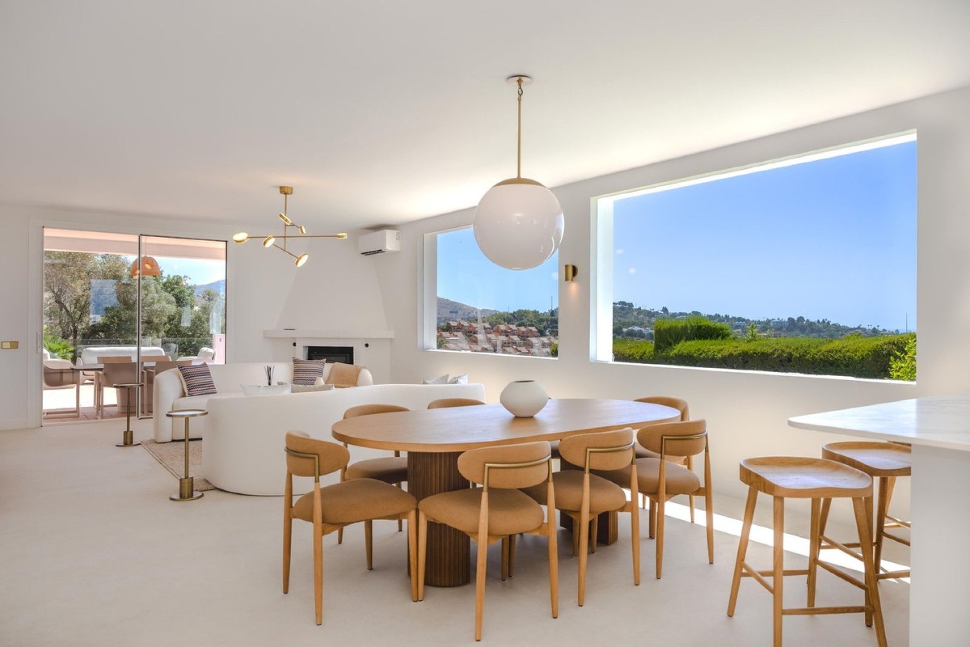Resale - Villa - Marbella - Elviria