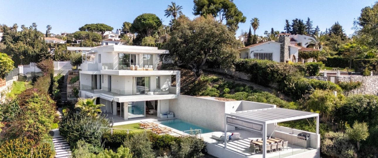 Resale - Villa - Marbella - Elviria