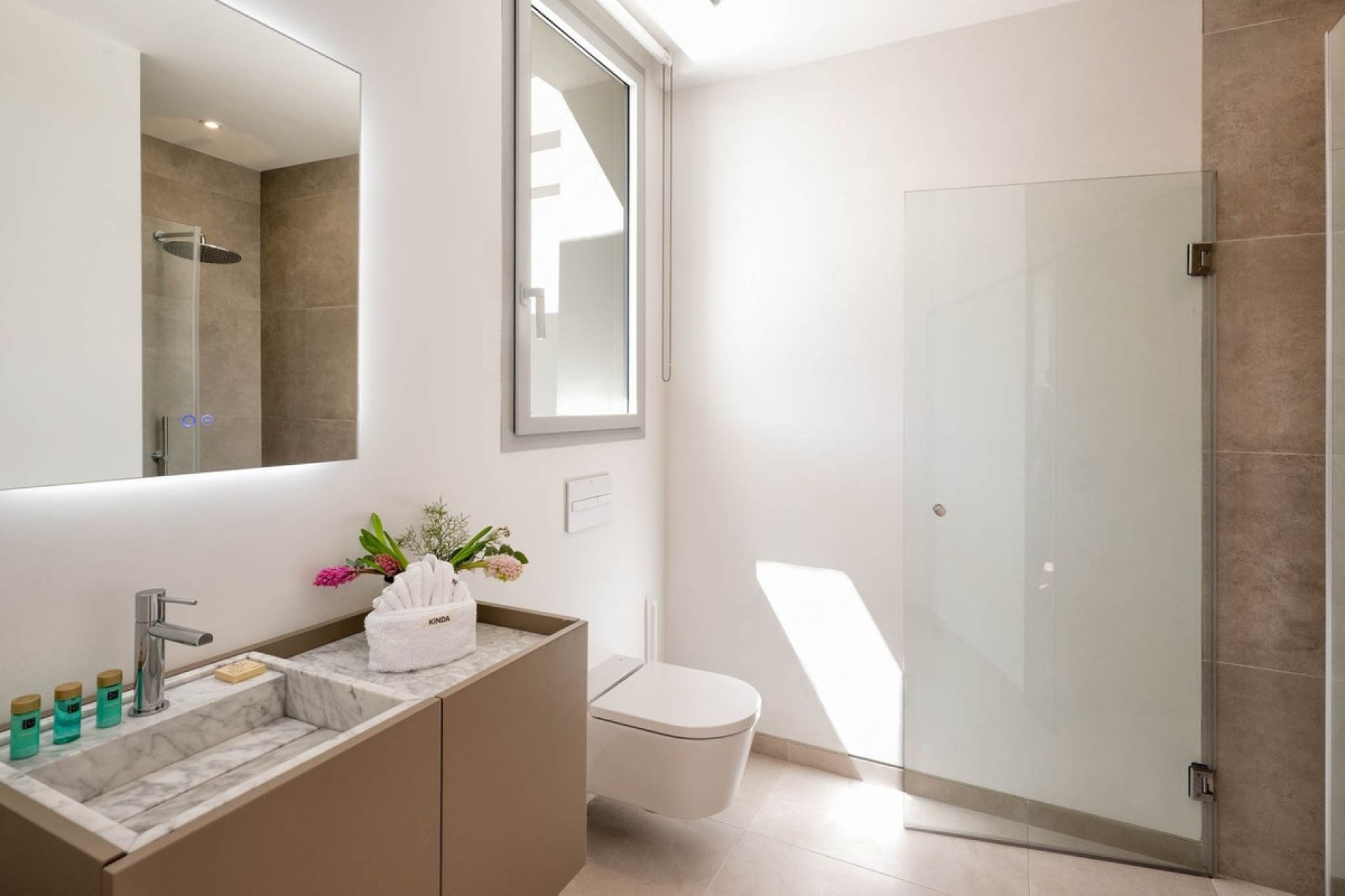 Resale - Villa - Marbella - Elviria