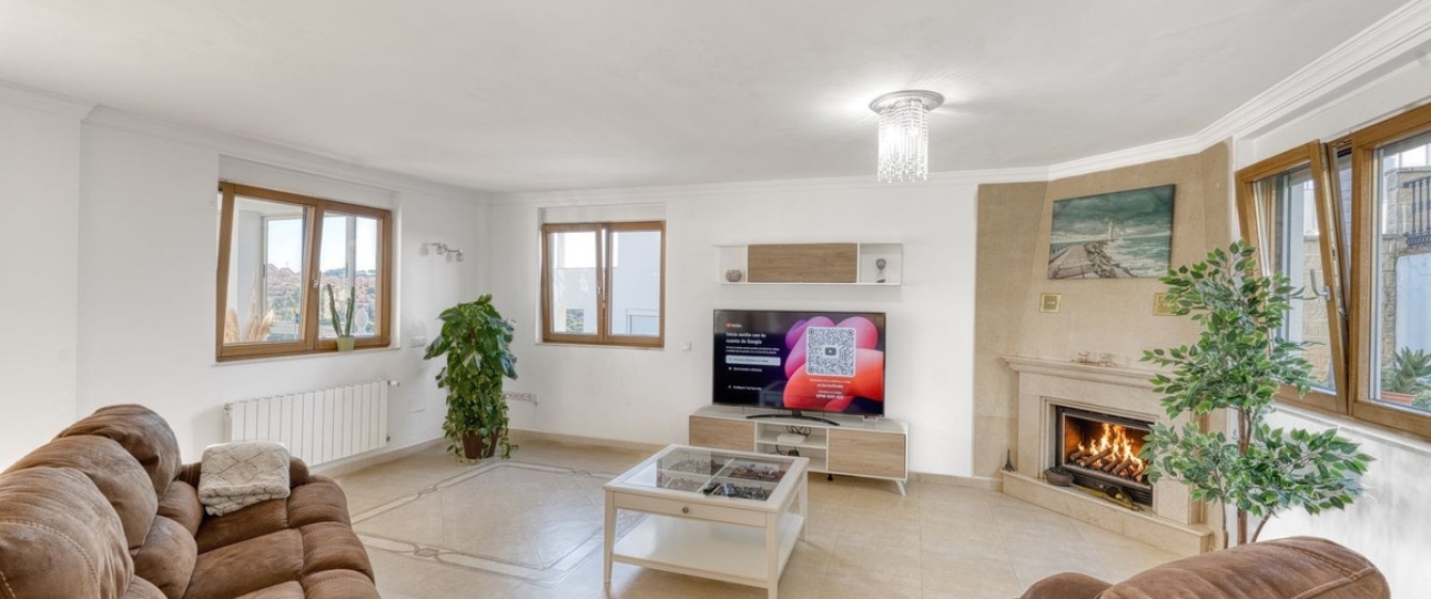 Resale - Villa - Marbella - Elviria