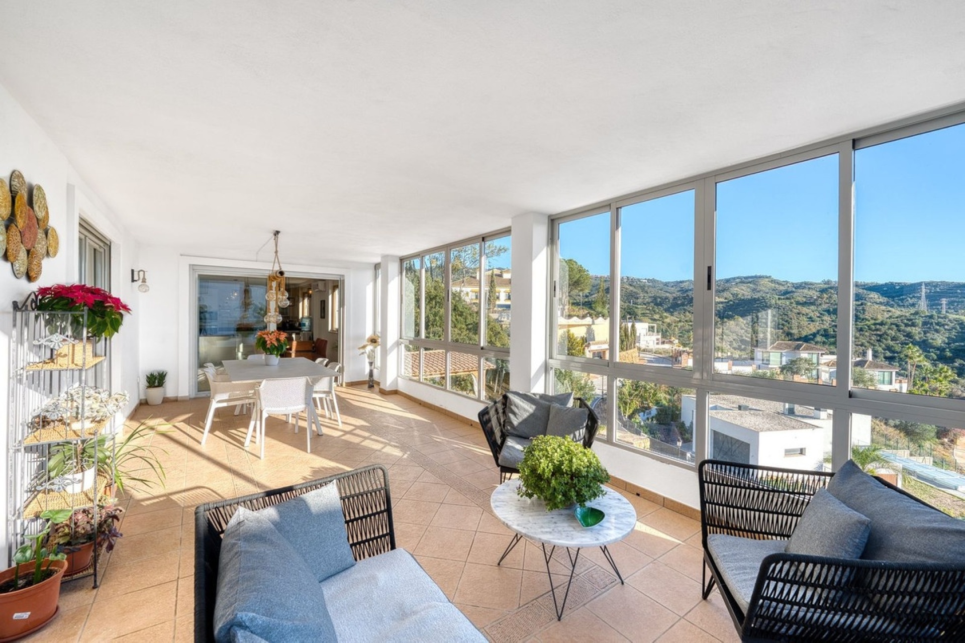 Resale - Villa - Marbella - Elviria