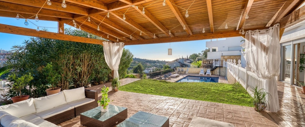 Resale - Villa - Marbella - Elviria