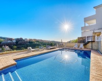 Resale - Villa - Marbella - Elviria