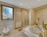 Resale - Villa - Marbella - Elviria