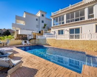 Resale - Villa - Marbella - Elviria