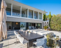 Resale - Villa - Marbella - Elviria