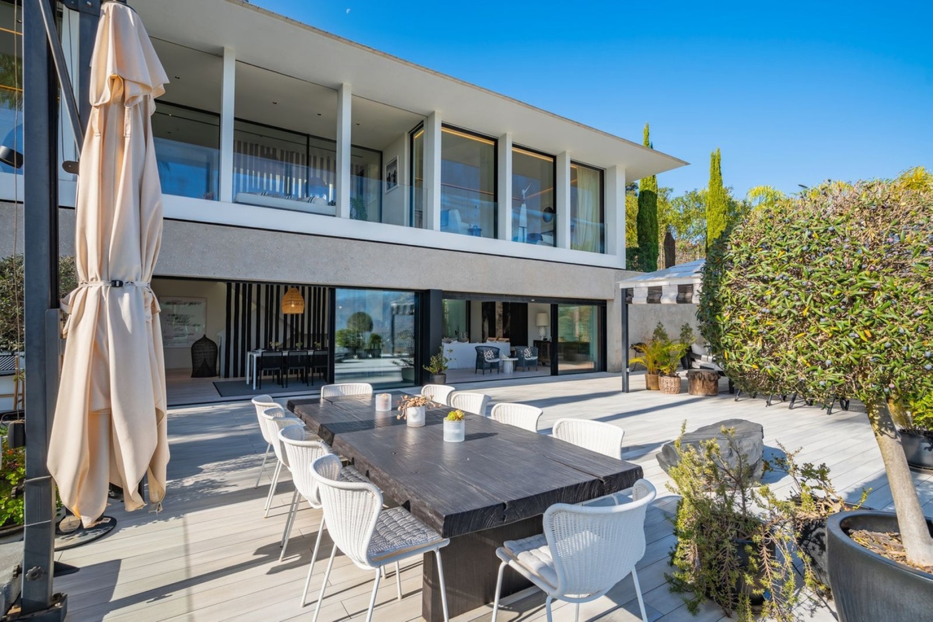 Resale - Villa - Marbella - Elviria