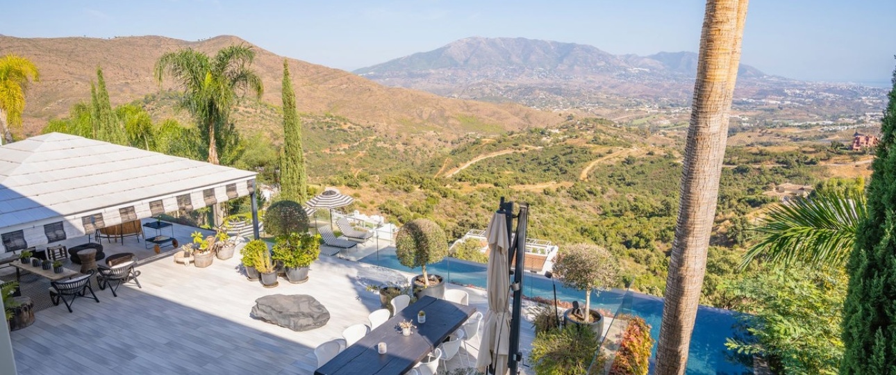 Resale - Villa - Marbella - Elviria