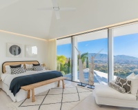 Resale - Villa - Marbella - Elviria