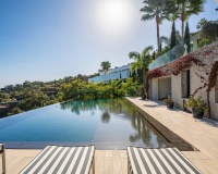 Resale - Villa - Marbella - Elviria
