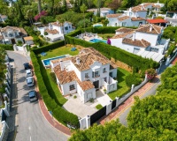 Resale - Villa - Marbella - Elviria