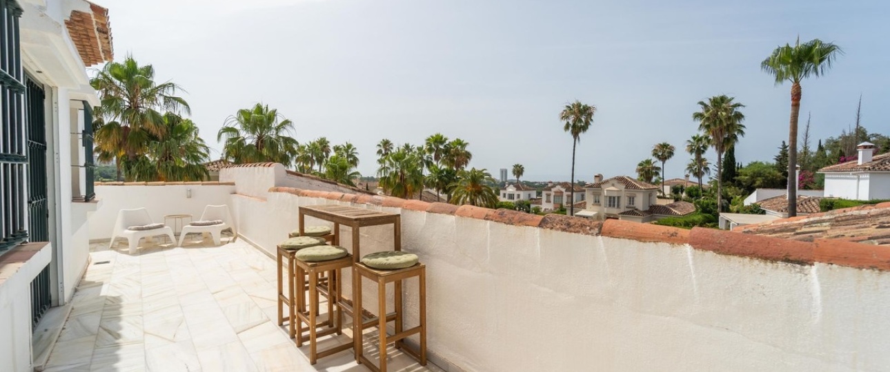 Resale - Villa - Marbella - Elviria