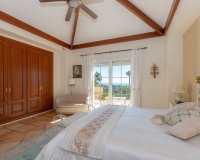 Resale - Villa - Marbella - Elviria