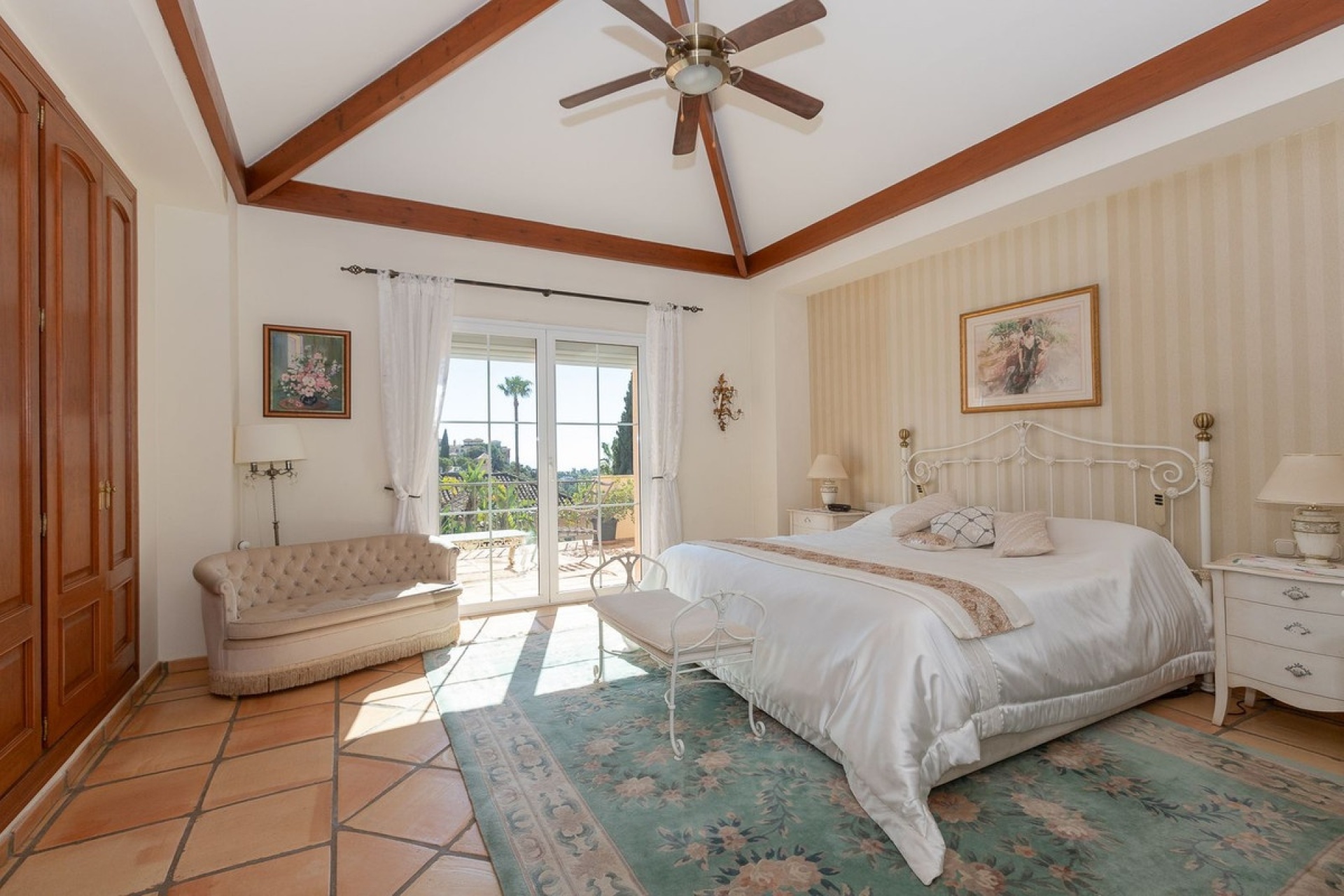 Resale - Villa - Marbella - Elviria