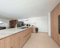 Resale - Villa - Marbella - Elviria